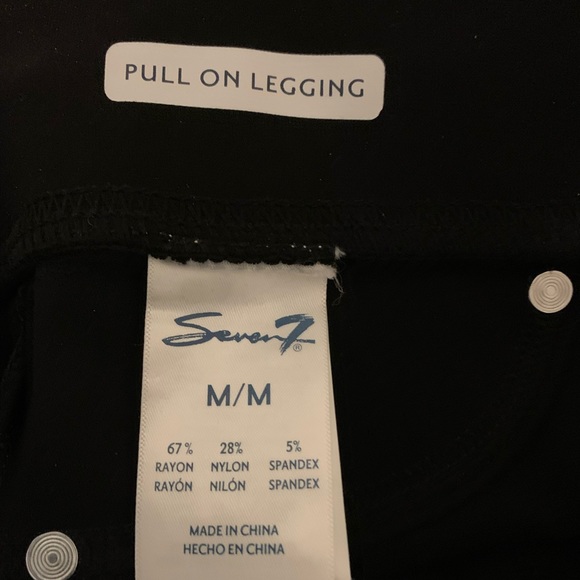 SEVEN7 Pull On Black Leggings size Medium - Picture 10 of 11